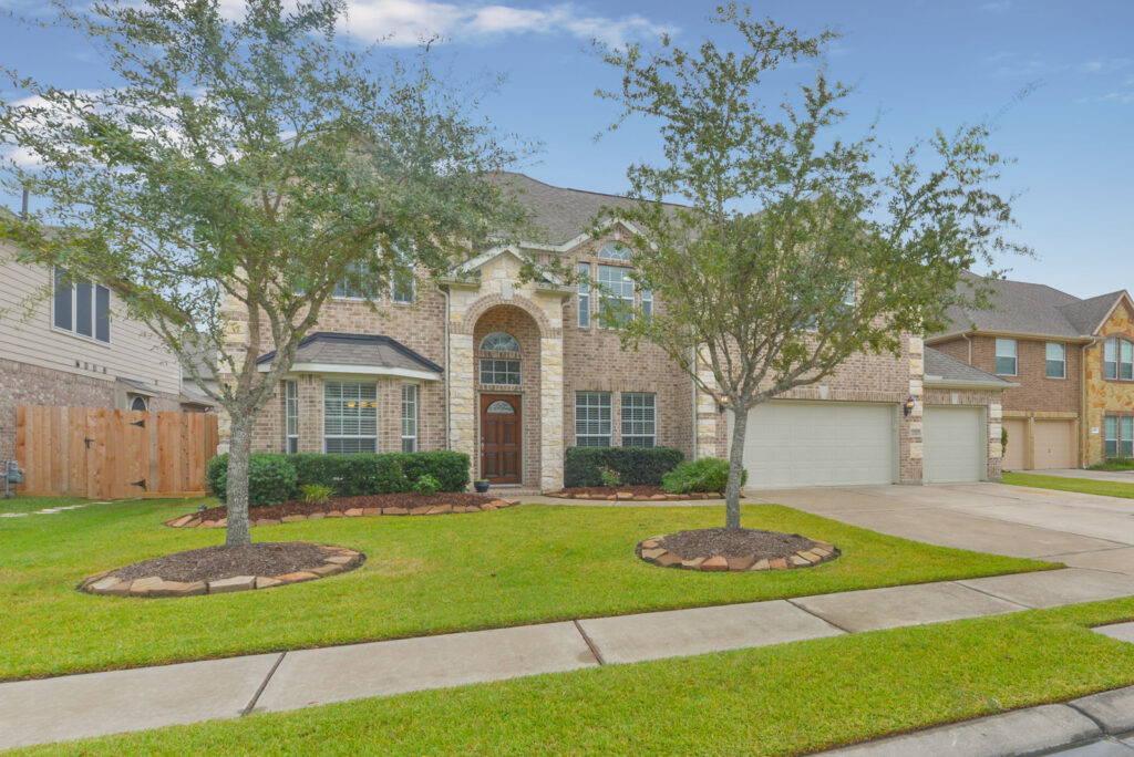 01_DSC_0678_CustomEdit_mls Stanfield Properties Residential