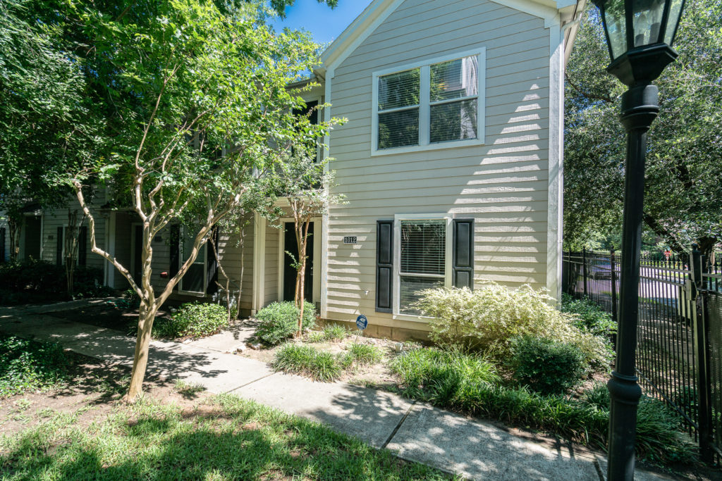 Beth_Alan1012XJoeXAnnie06488 Stanfield Properties Residential