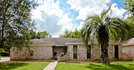 800 Merribrook Lane Friendswood Texas