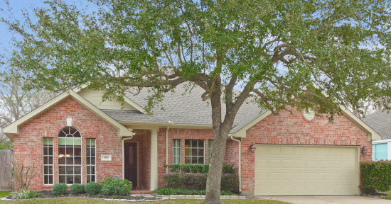 903 Norfolk Drive Pearland Texas