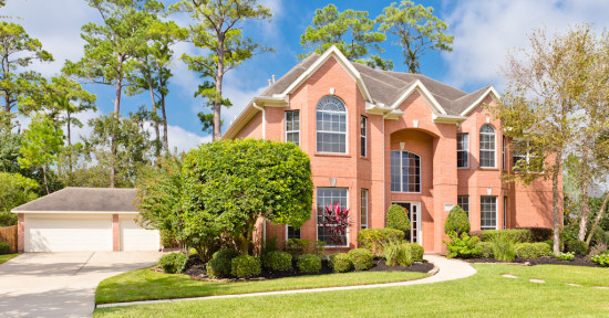 702 Thornwood Drive Friendswood, Texas